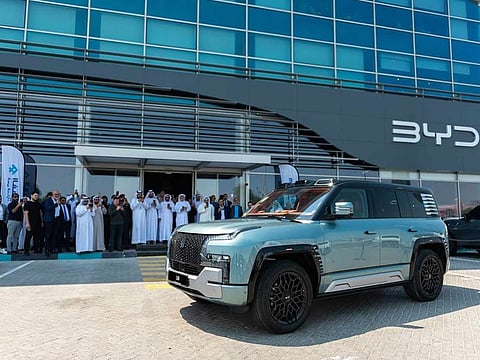 The new Abu Dhabi showroom spanning 131 square metres is designed to provide Abu Dhabi residents with an immersive experience of BYD’s groundbreaking technology and diverse vehicle lineup.
