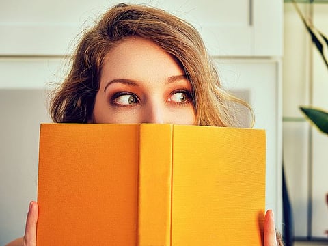 People who frequently encounter serendipitous moments often possess a curious, exploratory mindset. Embracing the present enhances the likelihood of such unexpected encounters, revealing a positive link between mindfulness and serendipity.