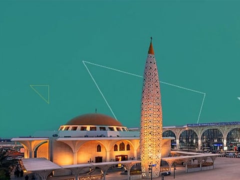 The Ministry of Health has fined three airlines for violating health surveillance regulations on arriving at Prince Mohammad bin Abdulaziz International Airport in Madinah.