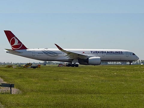 The pilot of the Turkish Airlines Airbus 350 flight TK204 from Seattle to Istanbul collapsed mid-flight.