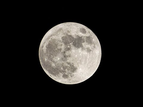 The Hunter’s Supermoon is the final supermoon of the year. On October 17, the moon’s proximity to Earth will result in a detailed view of its surface, allowing observers to see lunar features like craters and valleys with clarity.