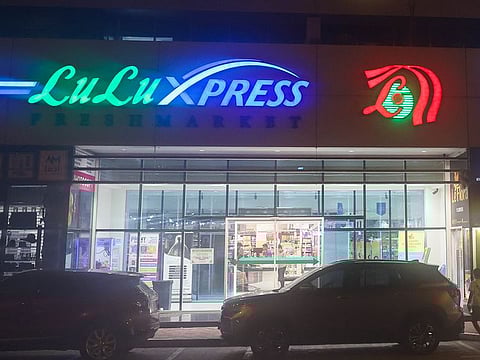 Revenue totaled $1.9 billion in the last quarter of the year, a 1.8% increase compared to the same period in 2023.