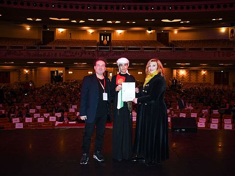 Al Hashemi received the award on November 6, during the ongoing Cinema Heritage International Film Heritage in Paris.