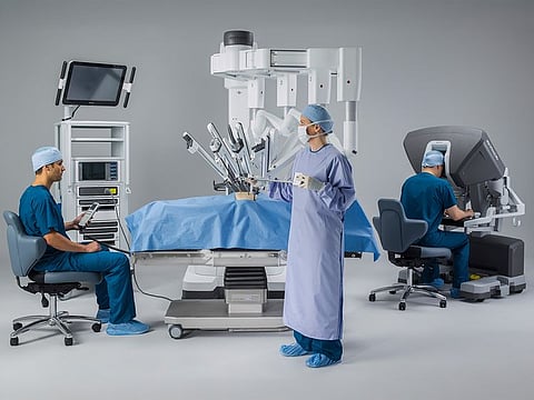 Mediclinic City Hospital carries out 1,500th robotic surgery procedure