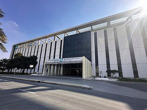 The state-of-the-art, 45,000 sqm, 200-bed inpatient military hospital has a large multi-specialty outpatient department