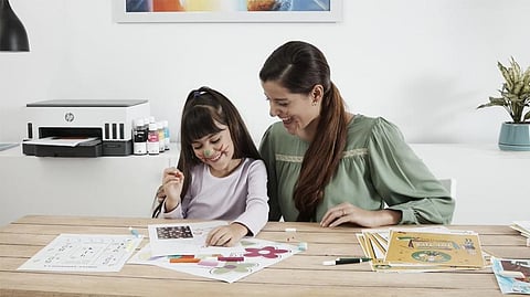 HP Printables encourages parents to spend an enjoyable time with children, or keep them occupied while parents catch up with a friend for coffee, without the need to buy teaching aids or constantly bring home new toys