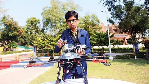 Harsh demonstrating the improved version of his drone – Eagle A7 – to the Indian security forces