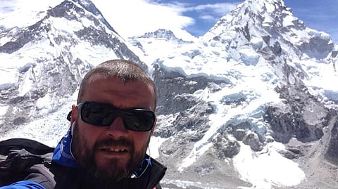 With Mount Everest's summit in sight, Leslie Binns abandoned his childhood dream without a moment’s thought
