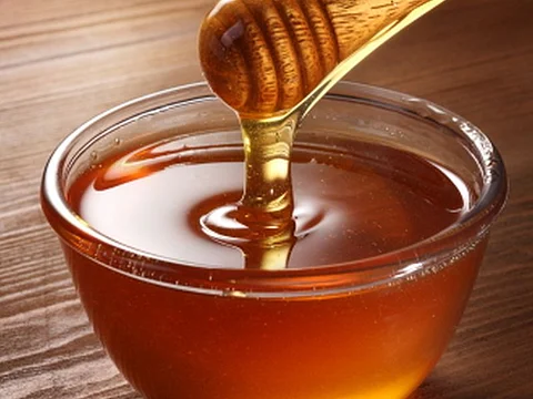 ¿Dolor de garganta? Prueba estos 5 remedios caseros para aliviarlo