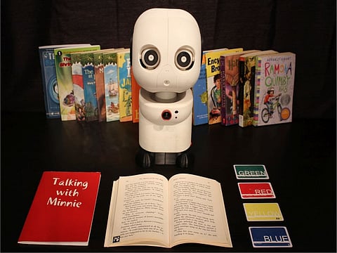 Minnie and the experimental setup