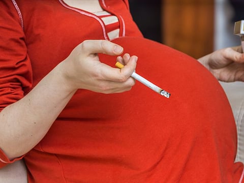 Incluso con el aumento de peso, dejar de fumar durante el embarazo sigue siendo lo mejor para la salud