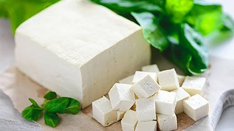 Soy, Nuts, Beans May Help Prevent Breast Cancer's Return