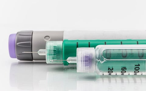 Liraglutide Exerts Weight Loss-Independent, GLP-1R-Dependent Effects