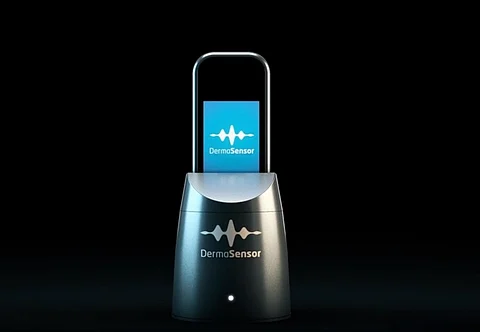 DermaSensor device