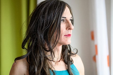 Una encuesta muestra que las personas transgénero y no binarias sufren problemas financieros y estigma