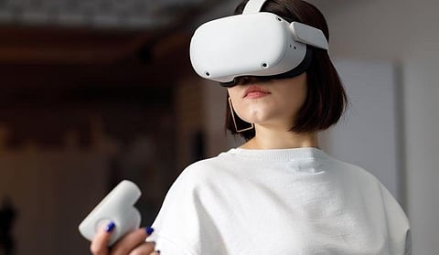 Immersive Virtual Reality Beneficial for Pain Relief in Cancer