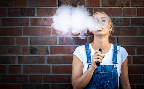 smoking vaping electronic cigarette