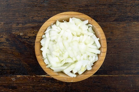 onions chopped onions