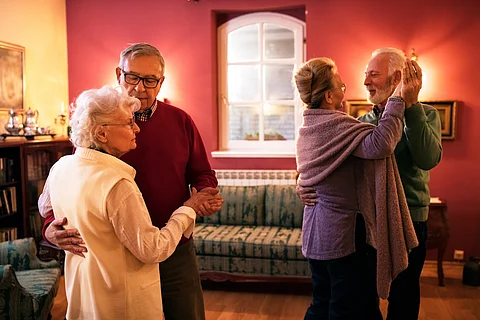 El baile calma la agitación en pacientes con Alzheimer