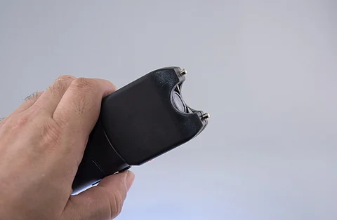 Las pistolas de toques pueden interferir con los implantes cardíacos, según un estudio