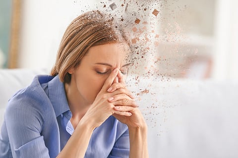 Signos de demencia, la enfermedad de Alzheimer puede aparecer antes de la mediana edad