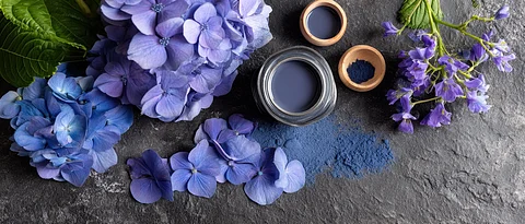 La FDA aprueba el tinte azul a base de gardenia para su uso en alimentos y bebidas