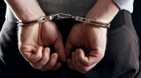 Six arrested for gambling