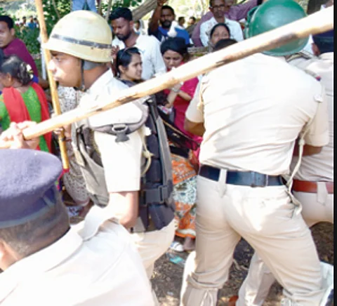 Pernem Cong condemns lathi-charge on Tulaskarwadi, Nagzar villagers