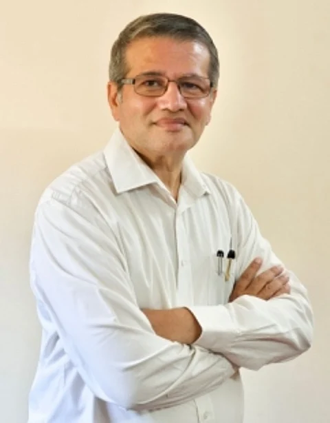 Those who register their births in Portugal acquire Portuguese citizenship: Carlos Alvares