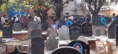 Finals rites of 4-yr old Son held in Bengaluru; Killer mom in Police Custody