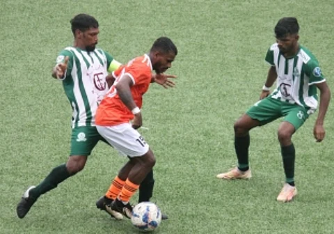 Sporting Clube de Goa take it easy against Pax of Nagoa SC