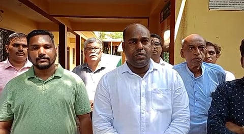 Mandrem Ex Sarpanch Prashant Naik ( Centre) speaking on inaugurating the pavers at Mandrem High School Mandrem