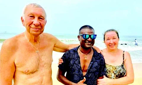 Fisherman saves Russian from drowning off Benaulim beach