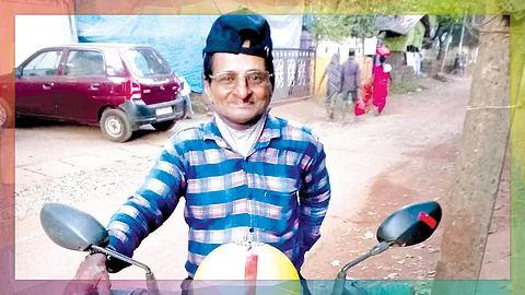 Vijay Pawaskar: The Last Motorcycle Pilot of Goa's Old Guard Reflects on 45 Years of Service