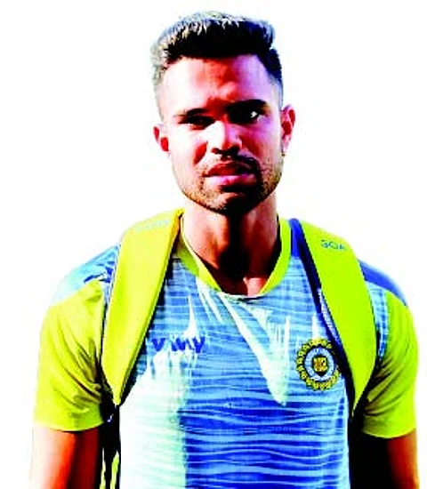 Arjun Tendulkar focused on bowling, not fame