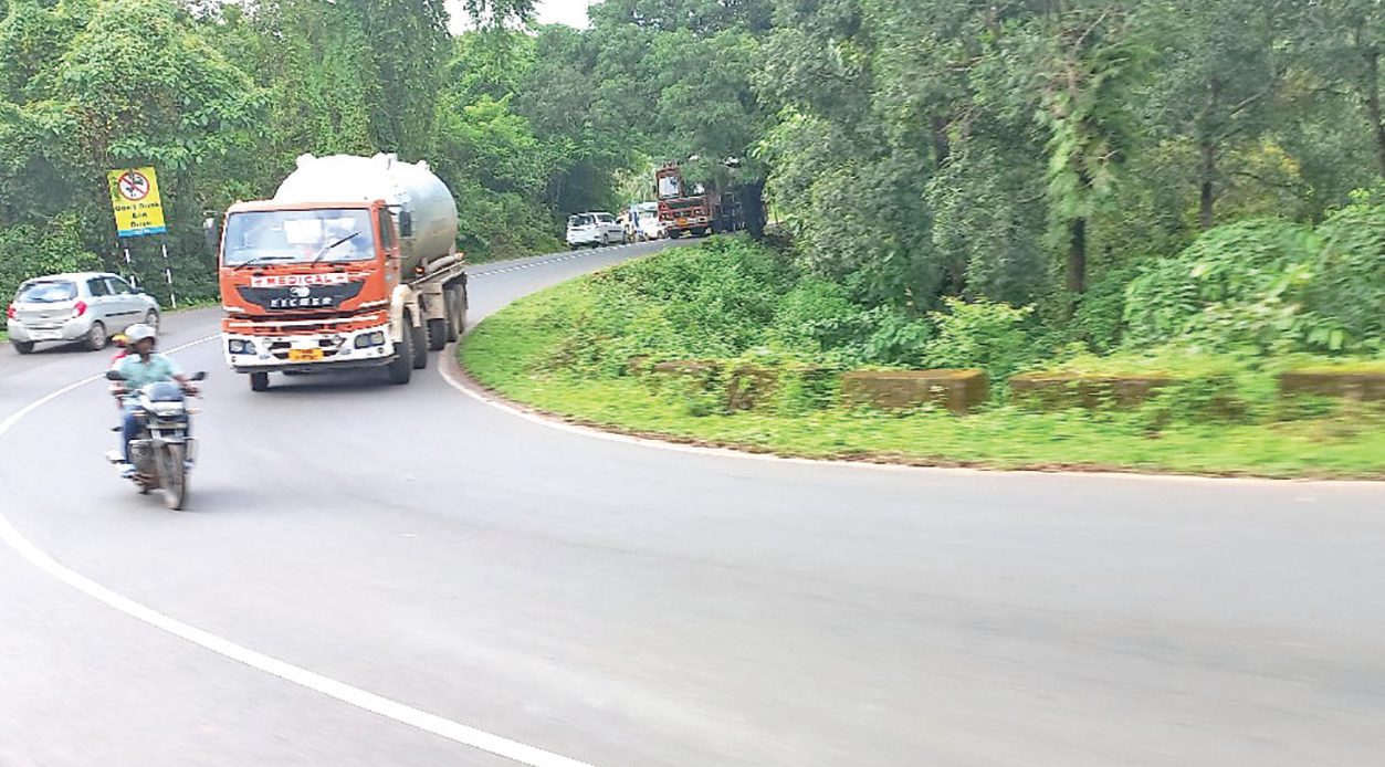 Canconkars oppose highway widening, demand tunnel at Karmal Ghat