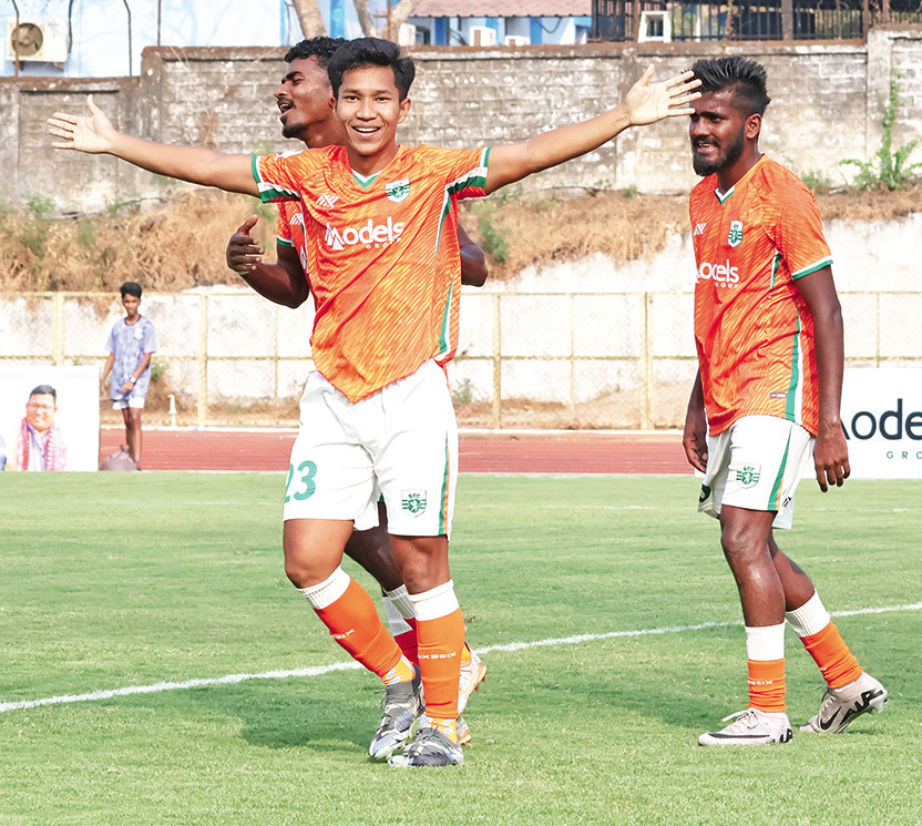 Sporting Clube win home opener