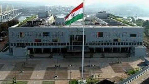 Bombay High Court Orders Immediate Action on Sewage Contamination in River Sal and Salpem Lake