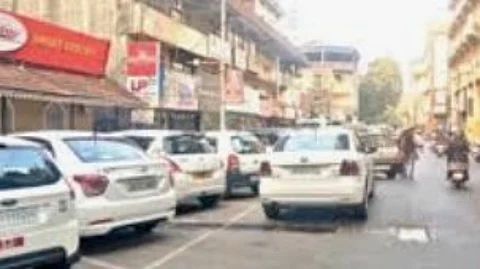 Mindless shrinking of urban parking space by ‘UnSmart City’