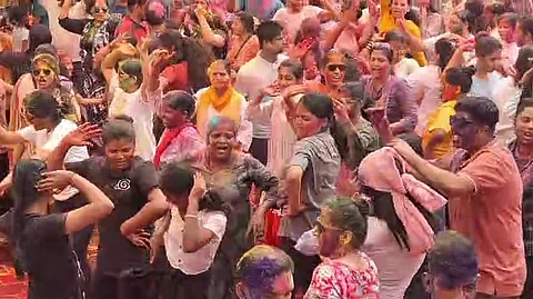 Goa Celebrates Holi with Vibrant Colors and Festive Joy