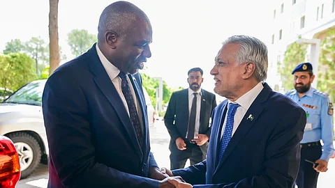 UK Foreign Secretary David Lammy visits Islamabad, commends India and Pakistan for ceasefire agreement