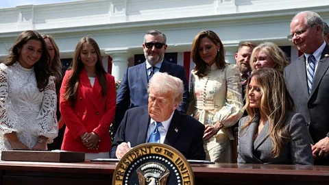 Trump Signs 'Take It Down Act' into Law, Criminalizing Non-Consensual Explicit Image Sharing