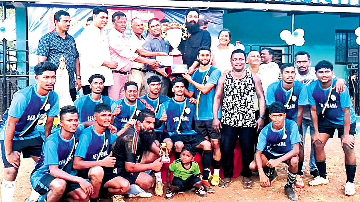 Dicarpale Boys Edge Past Margao Boys 3-2 to Win Silver Jubilee Soccer Cup