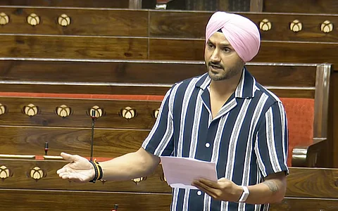 Reports: Legendary Indian spinner Harbhajan Singh played a key role in Mullanpur getting IPL 2025 playoff games