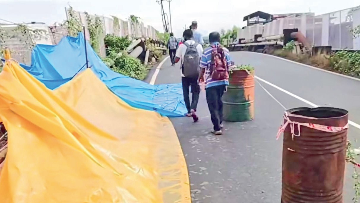 Rawanfond Railway Bridge in Margao Closed After Retaining Wall Collapse
