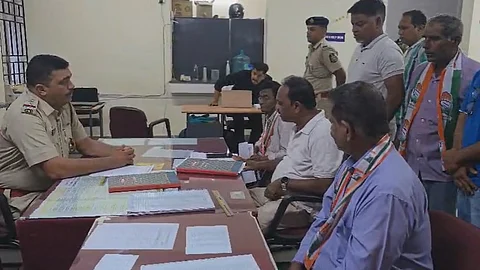 Mandre Congress Committee Flags Rise in Thefts, Submits Statement to Police