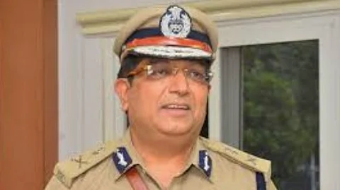 Bhaskar Rao Slams Karnataka Govt Over Top Cop Suspensions After Stampede