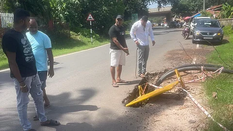 Benaulim Roads Labeled “Death Traps”; Public Slams MLA for Inaction