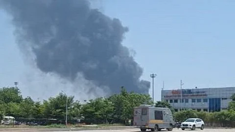 Air India Flight AI 171 Crashes Near Ahmedabad Airport, Rescue Ops Underway
