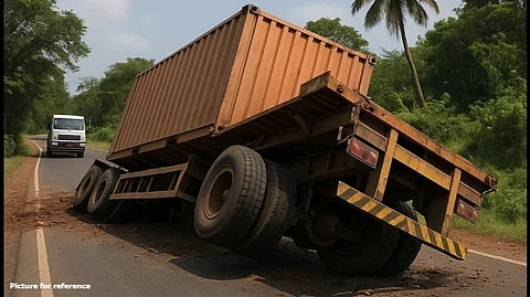 Trailer Overturns at Usgao, No Casualties Reported